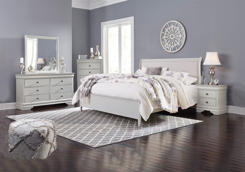 Jorstad Gray King Upholstered Sleigh Bedroom Set