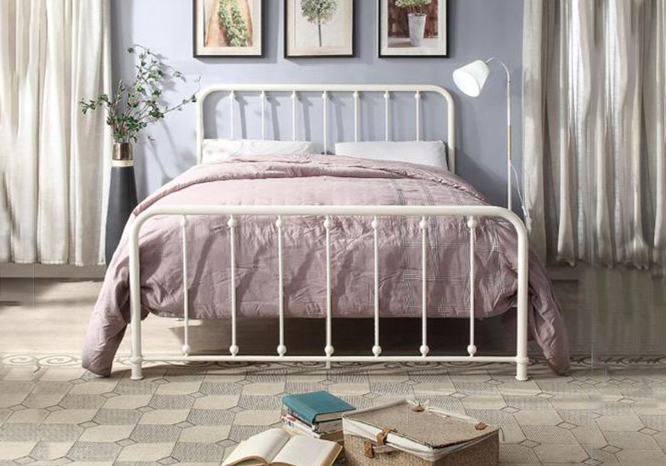 Florence White Twin Spindle Metal Bed Cincinnati Warehouse
