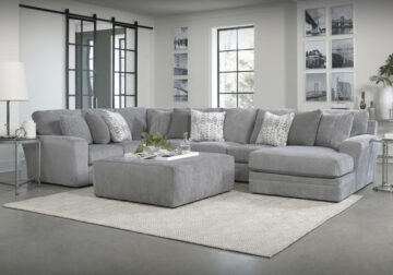 Glacier Shark 3PC. RAF Chaise Sectional