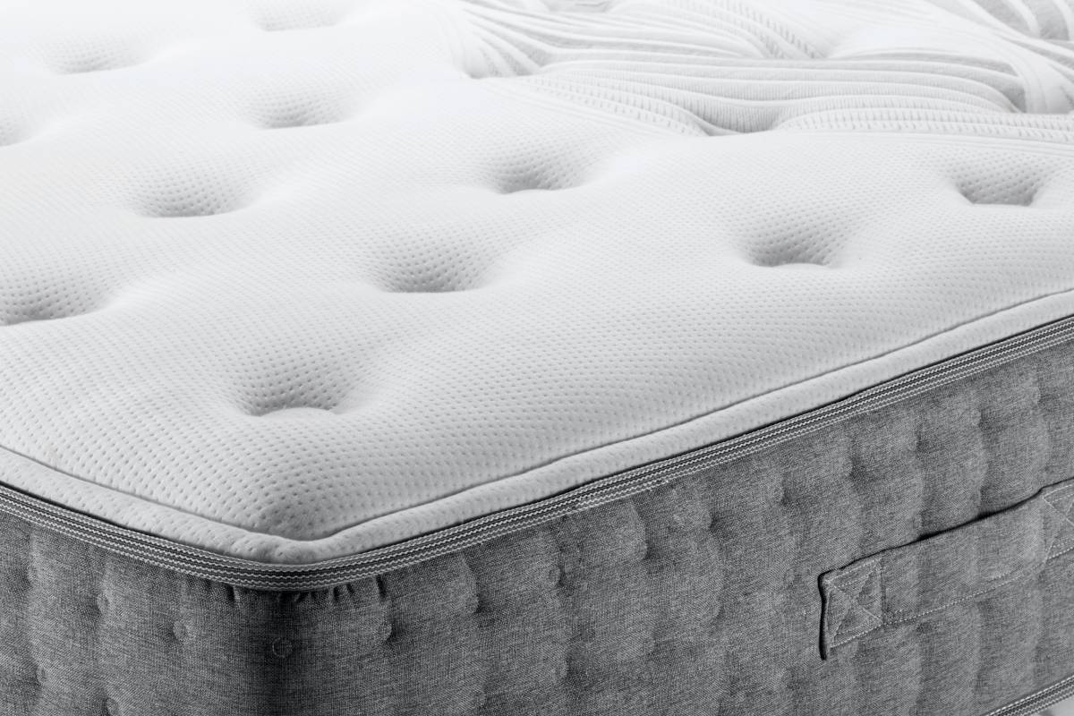 Close-up shot of a queen size mattress near Florence, KY