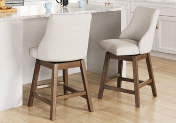 Cabalynn Oatmeal Light Brown Counter Height Dining Chair