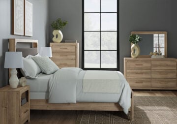Kinlanni Tan Queen Upholstered Platform Bed Set