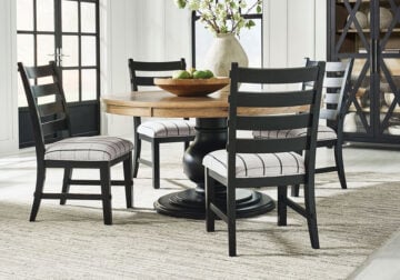 Ridgester Two-Tone Round 5pc. Dining Set