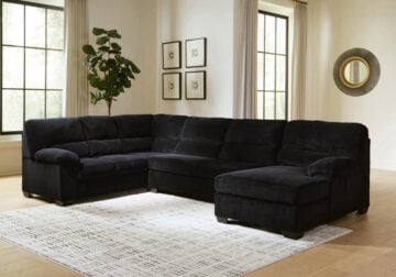 Simplejoy Onyx 3pc. RAF Chaise Sectional