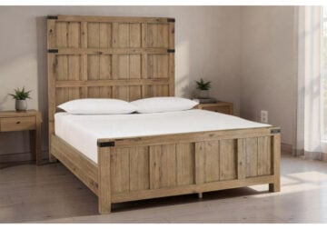 Ridgester Light Brown Queen Panel Bed